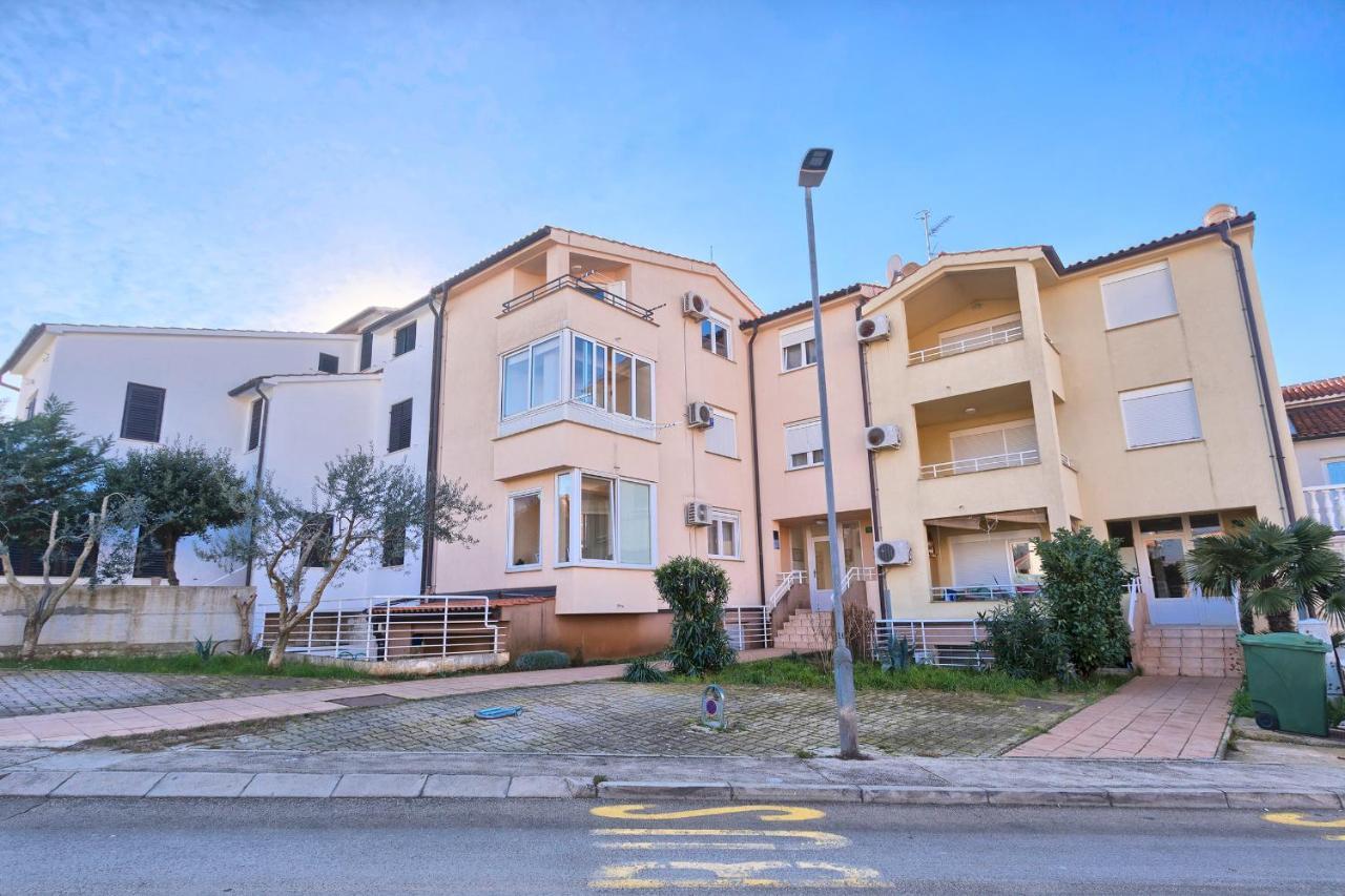 Appartamento Brijuni Loft Pola Esterno foto